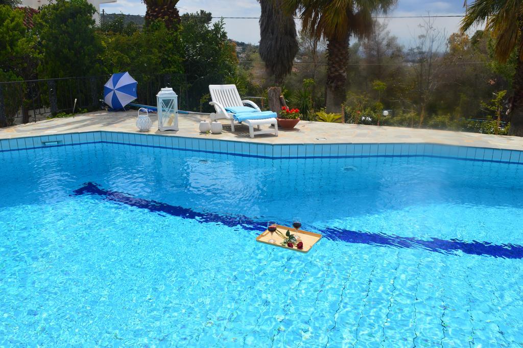 Villa Suites Lagonisi Luxury Exterior photo